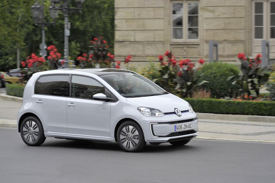  Volkswagen e-up! 2016 года  (WW) (фото 4 из 4)